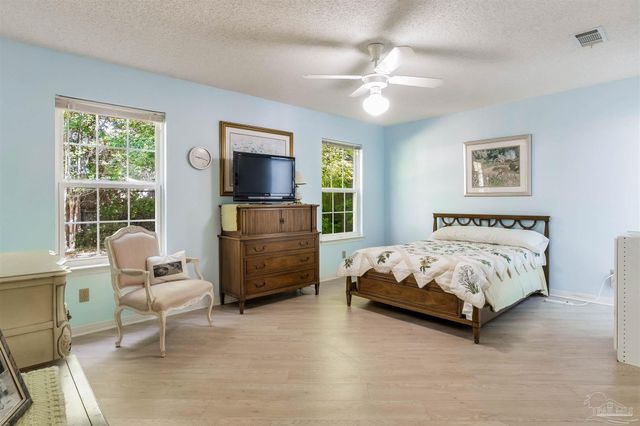 4107 Argenta Way, Pensacola, FL 32504