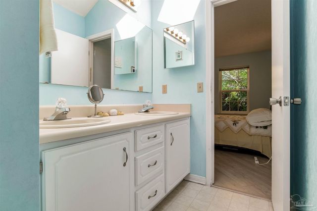 4107 Argenta Way, Pensacola, FL 32504