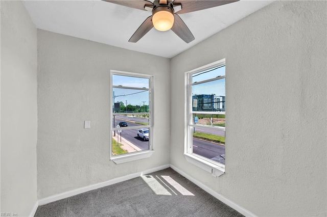 1612 Effingham ST, Portsmouth, VA 23704