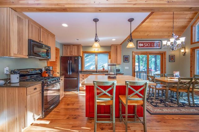 2794 Chumash Cir, Arnold, CA 95223