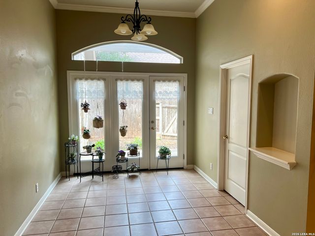 18211 CRYSTAL RIDGE DR, San Antonio, TX 78259