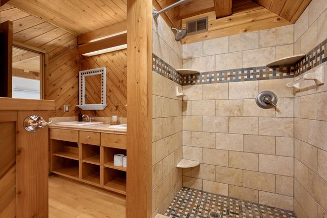 1655 Lake Lucy Road, Excelsior, MN 55331