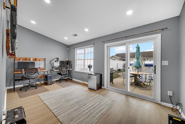 1205 W 84th Lane, Merrillville, IN 46410