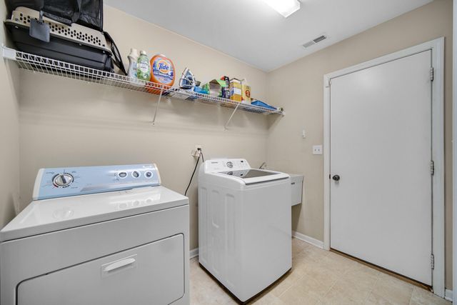 1205 W 84th Lane, Merrillville, IN 46410