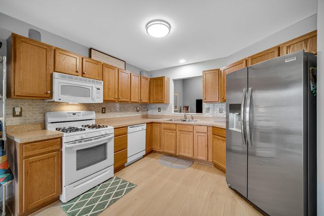 1205 W 84th Lane, Merrillville, IN 46410