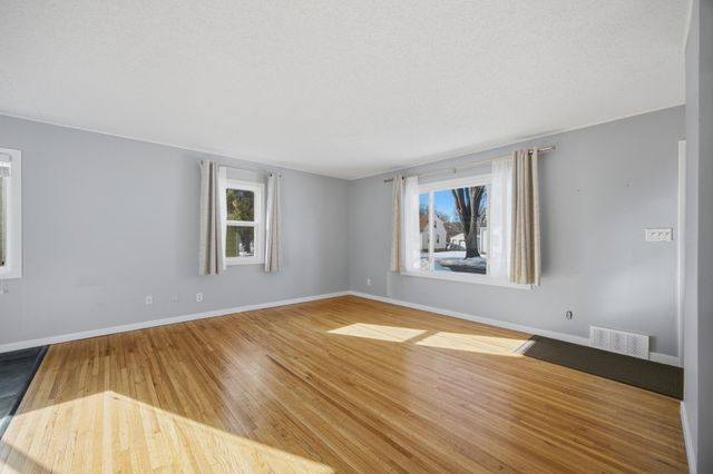 1451 12th Street N, Fargo, ND 58102