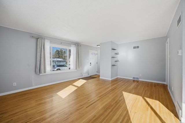 1451 12th Street N, Fargo, ND 58102