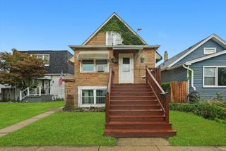 4922 W Argyle Street, Chicago, IL 60630