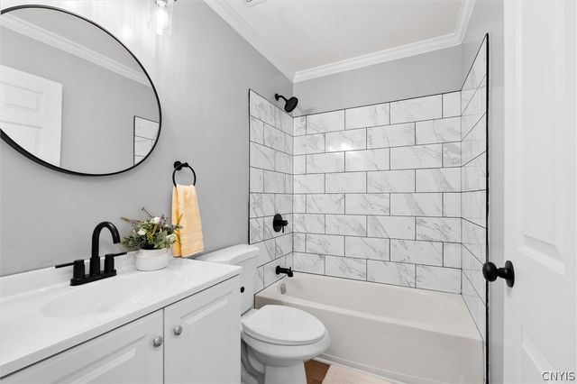 8196 Rizzo Drive, Clay, NY 13041