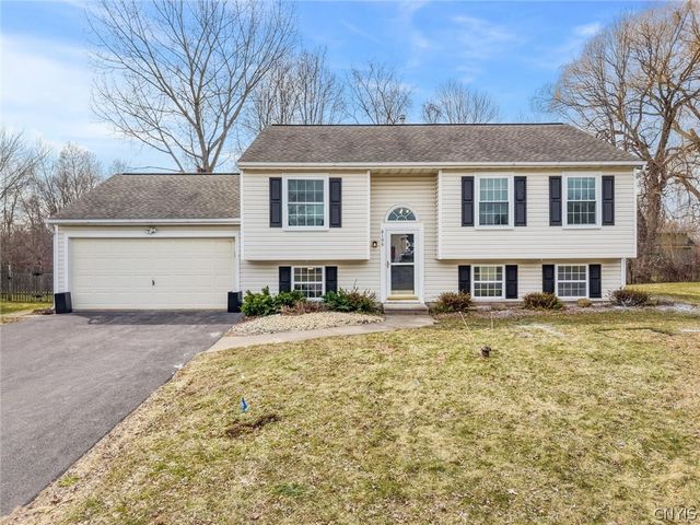 8196 Rizzo Drive, Clay, NY 13041