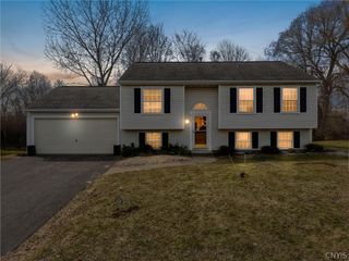 8196 Rizzo Drive, Clay, NY 13041