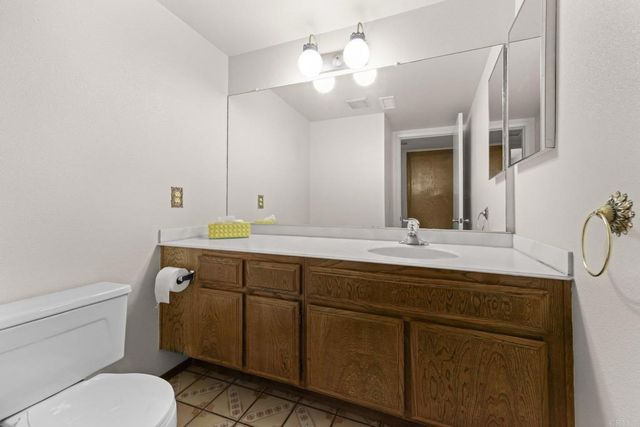 10527 Moorpark Street, Spring Valley, CA 91978