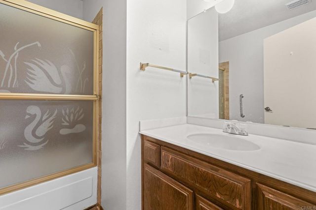 10527 Moorpark Street, Spring Valley, CA 91978