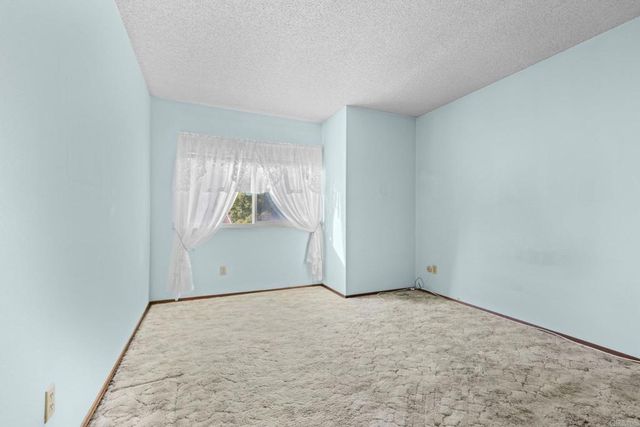 10527 Moorpark Street, Spring Valley, CA 91978