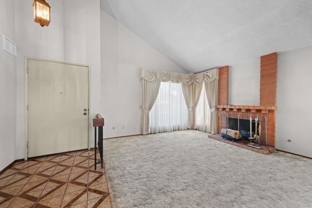 10527 Moorpark Street, Spring Valley, CA 91978