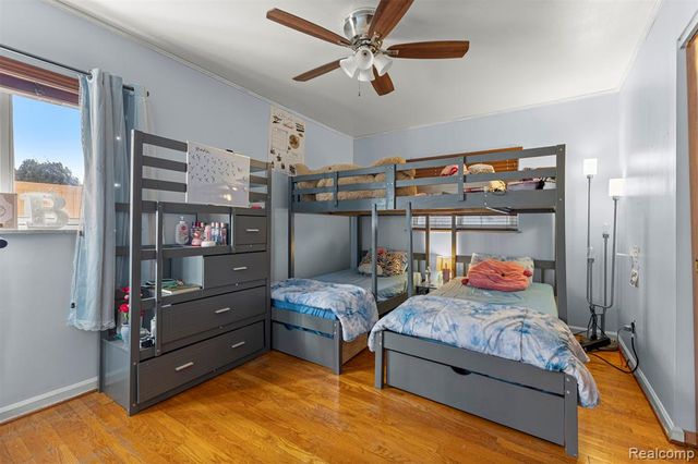 7351 N Gulley Road, Dearborn Heights, MI 48127
