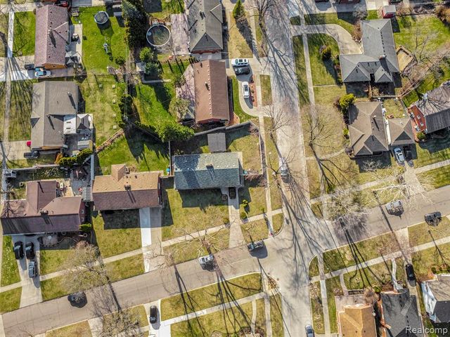 7351 N Gulley Road, Dearborn Heights, MI 48127