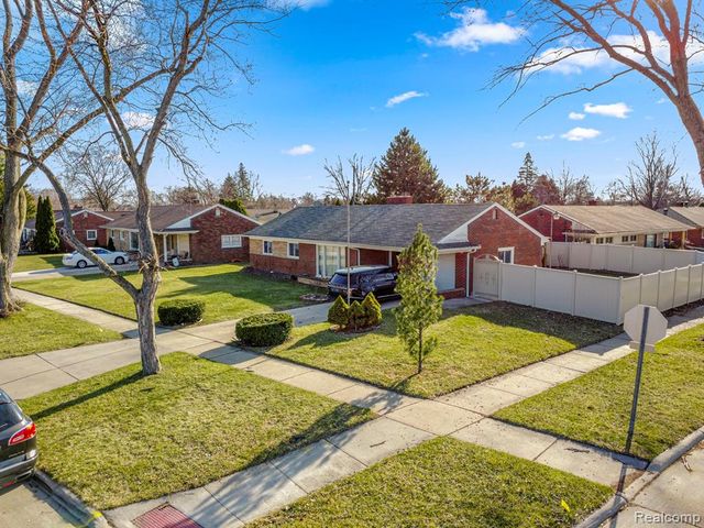 7351 N Gulley Road, Dearborn Heights, MI 48127