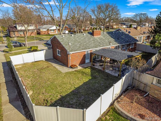 7351 N Gulley Road, Dearborn Heights, MI 48127