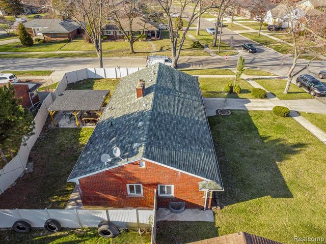 7351 N Gulley Road, Dearborn Heights, MI 48127
