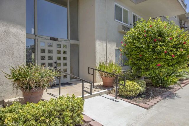 2370 Via Mariposa West 2C, Laguna Woods, CA 92637