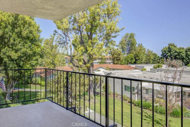 2370 Via Mariposa West 2C, Laguna Woods, CA 92637