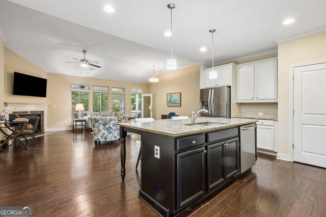 557 Butterfly Lane, Braselton, GA 30517