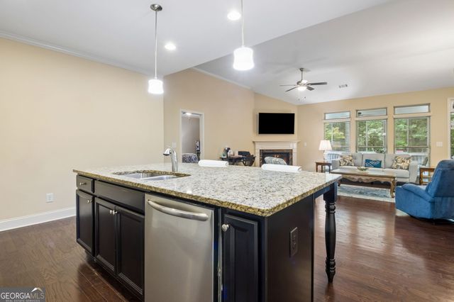 557 Butterfly Lane, Braselton, GA 30517