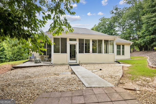 557 Butterfly Lane, Braselton, GA 30517