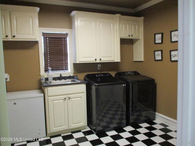 306 Monterey Road, Richland, MS 39218