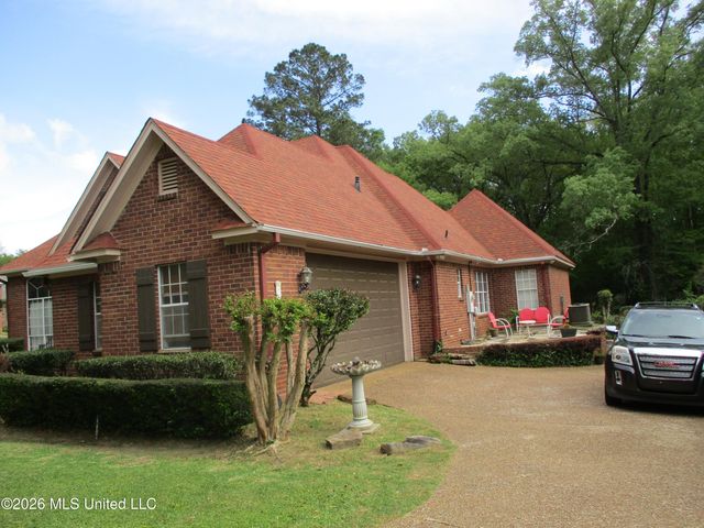 306 Monterey Road, Richland, MS 39218