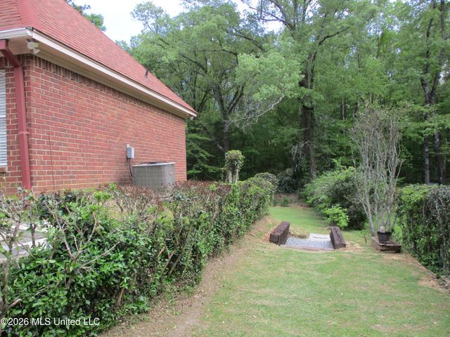 306 Monterey Road, Richland, MS 39218