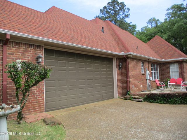 306 Monterey Road, Richland, MS 39218