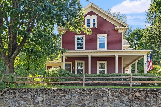 21-23 Summer Street 1, Melrose, MA 02176