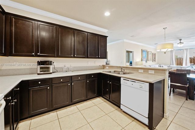 22780 SW 92nd Ct, Cutler Bay, FL 33190