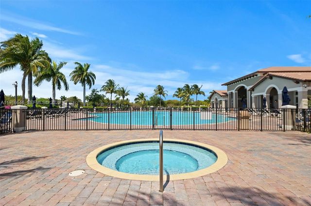 22780 SW 92nd Ct, Cutler Bay, FL 33190