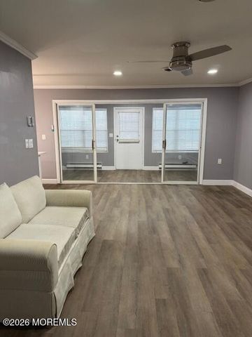 77C Cambridge Circle, Manchester, NJ 08759