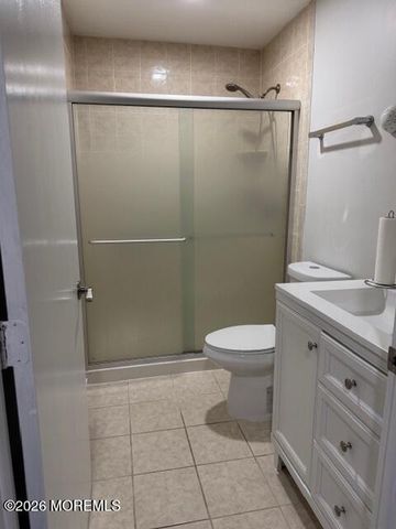 77C Cambridge Circle, Manchester, NJ 08759