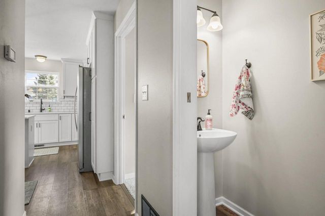 513 Bridlewood Lane, Watertown, WI 53094