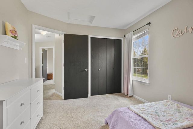 513 Bridlewood Lane, Watertown, WI 53094