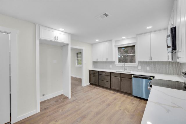 7401 Trimble Drive, Fort Worth, TX 76134