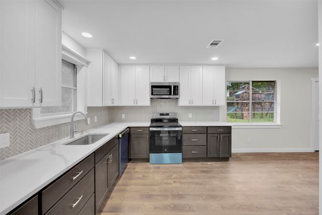 7401 Trimble Drive, Fort Worth, TX 76134