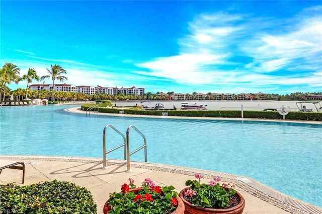 10733 Mirasol DR # 310, Miromar Lakes, FL 33913