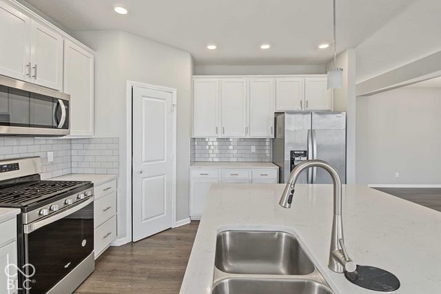 2409 Oakmont Drive, Plainfield, IN 46168