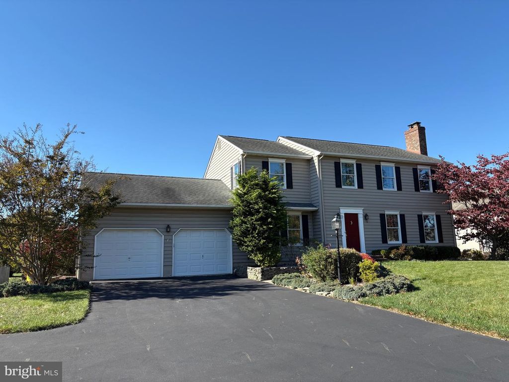 4503 CROSSWICKS HAMILTON SQUARE RD, Robbinsville, NJ 08691