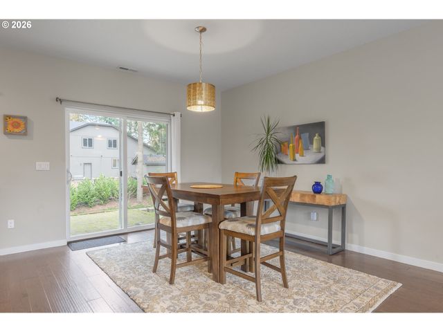 349 IRVING Rd, Eugene, OR 97404