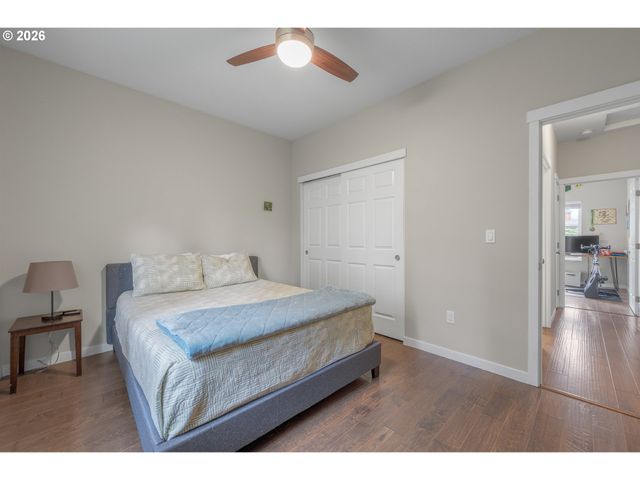 349 IRVING Rd, Eugene, OR 97404