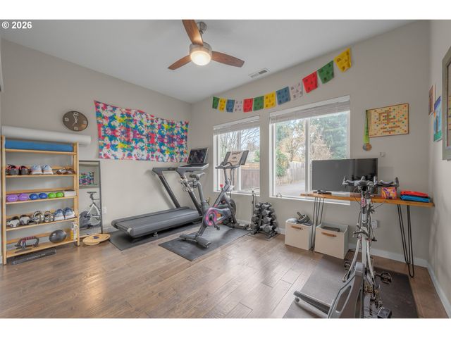 349 IRVING Rd, Eugene, OR 97404