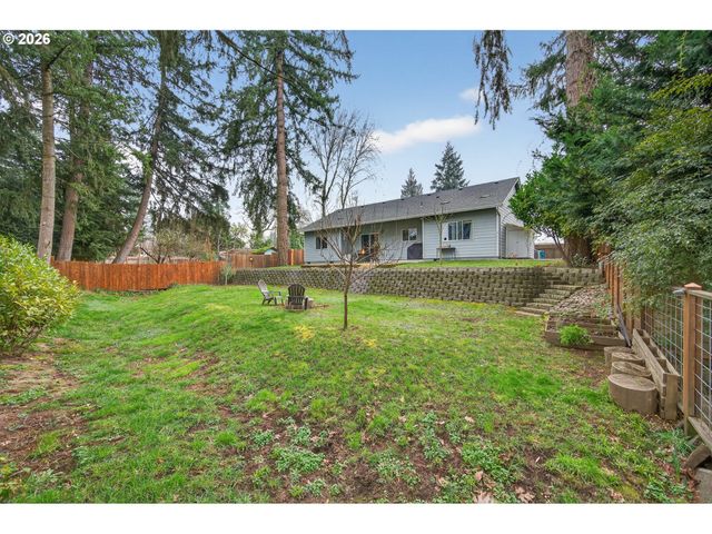 349 IRVING Rd, Eugene, OR 97404