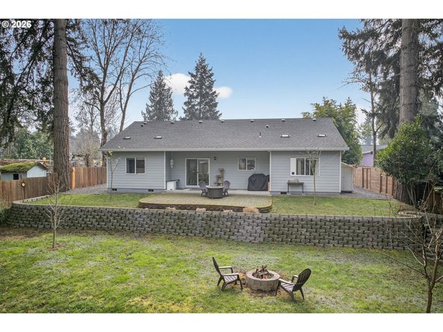 349 IRVING Rd, Eugene, OR 97404